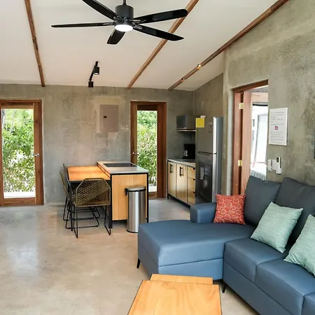 Casa La Vaca Loca Apartment Tamarindo Exterior photo